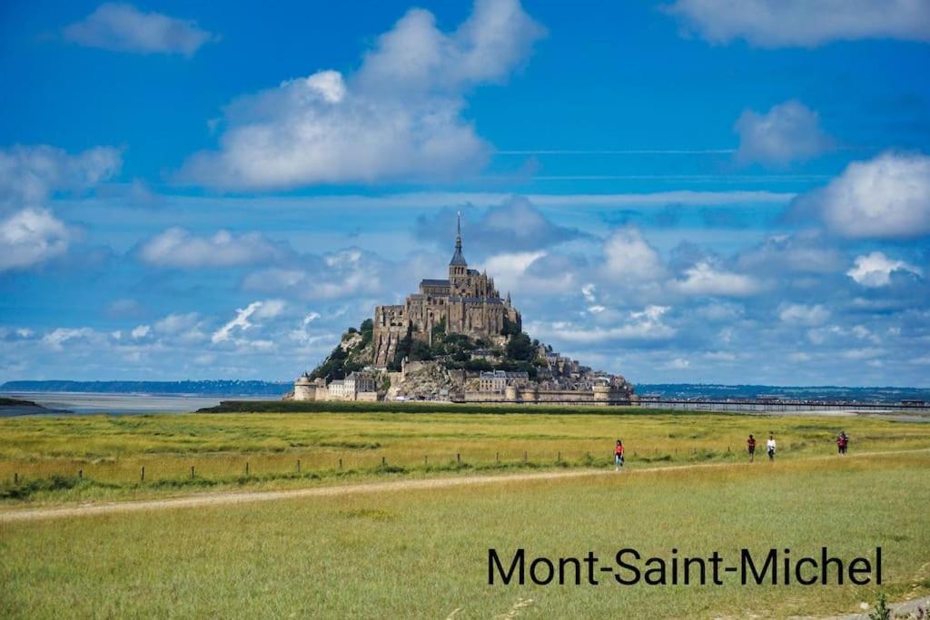 Maison Proche Du Mont Saint Michel Pontorson Exteriér fotografie