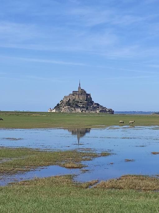 Maison Proche Du Mont Saint Michel Pontorson Exteriér fotografie